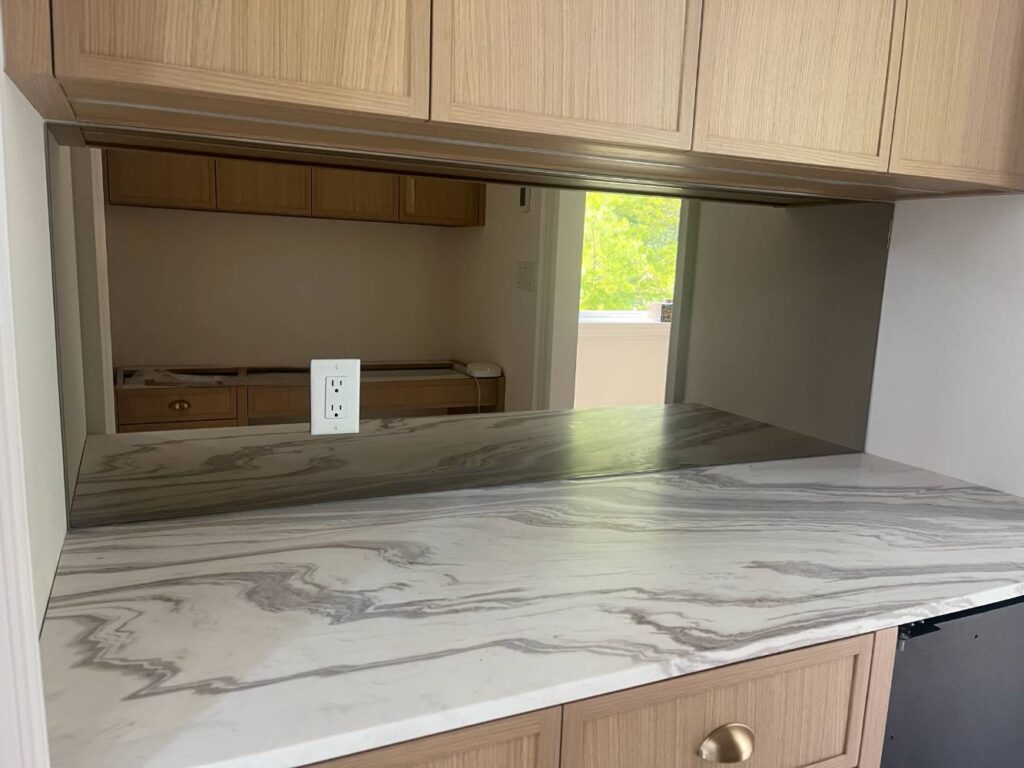 custom mirror store