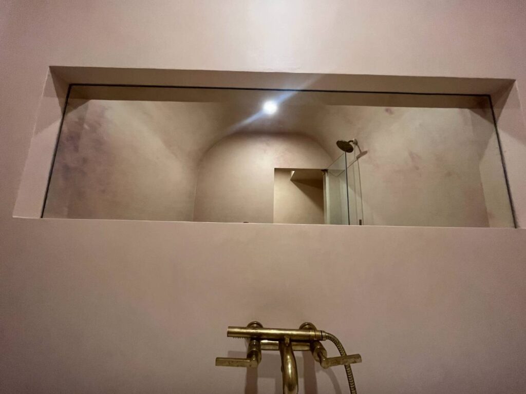custom mirror store
